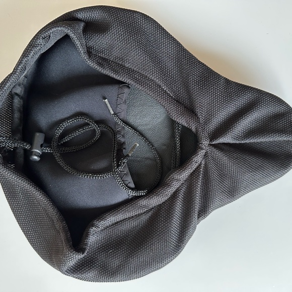 Bike Seat Cover - Gel & Memory Foam - Picture 6 of 7